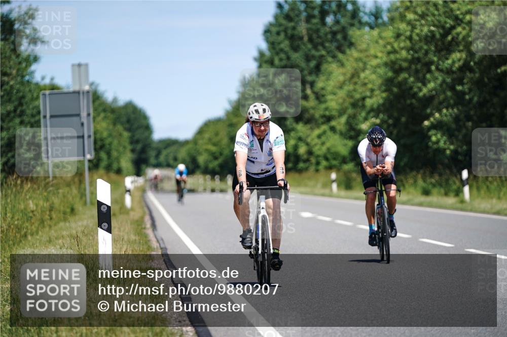 21.06.2026 - Viking Triathlon Michael Burmester http://msf.ph/oto/9880207 21.06.2026 13:19:02 Radfahren 39, 326 meine-sportfotos.de