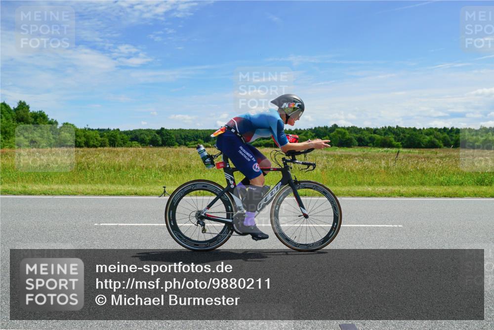 21.06.2026 - Viking Triathlon Michael Burmester http://msf.ph/oto/9880211 21.06.2026 12:42:36 Radfahren 61, 92, 134, 144, 158, 170, 171, 222, 262, 318, 324, 577, 632 meine-sportfotos.de