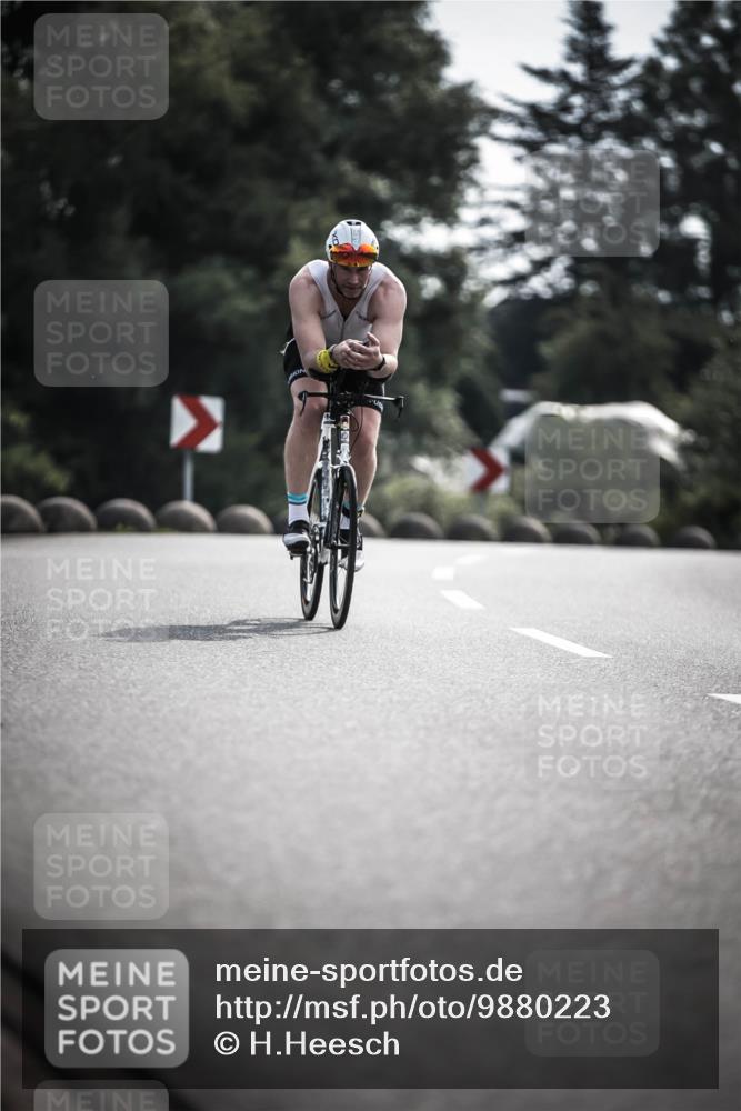 21.06.2026 - 29. Vierlanden-Triathlon H.Heesch http://msf.ph/oto/9880223 21.06.2026 09:12:55 Radfahren 20, 129, 137 meine-sportfotos.de