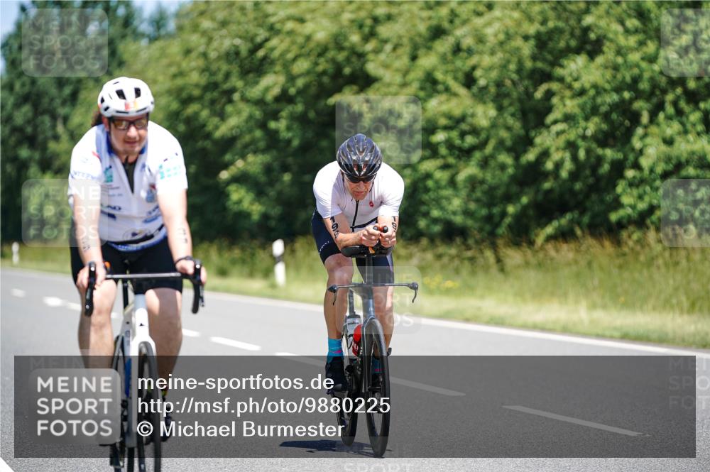 21.06.2026 - Viking Triathlon Michael Burmester http://msf.ph/oto/9880225 21.06.2026 13:19:03 Radfahren 39, 326 meine-sportfotos.de