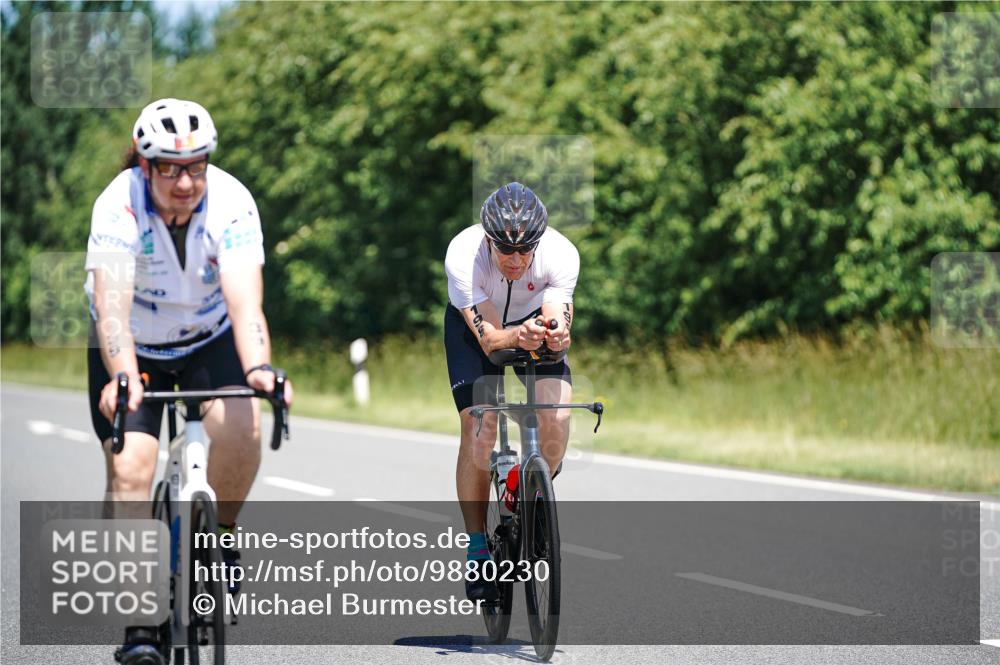 21.06.2026 - Viking Triathlon Michael Burmester http://msf.ph/oto/9880230 21.06.2026 13:19:03 Radfahren 39, 326 meine-sportfotos.de