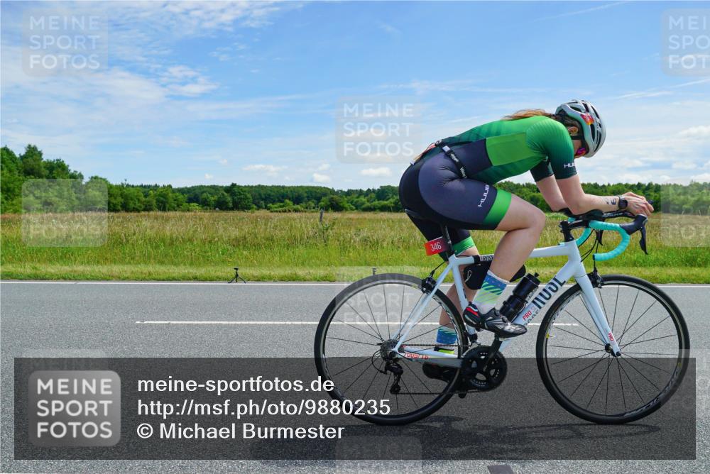 21.06.2026 - Viking Triathlon Michael Burmester http://msf.ph/oto/9880235 21.06.2026 12:42:59 Radfahren 160, 160, 346 meine-sportfotos.de