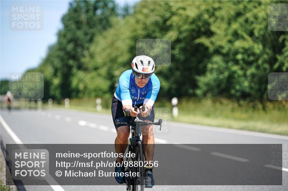 21.06.2026 - Viking Triathlon Michael Burmester http://msf.ph/oto/9880256 21.06.2026 13:19:12 Radfahren 39, 326 meine-sportfotos.de