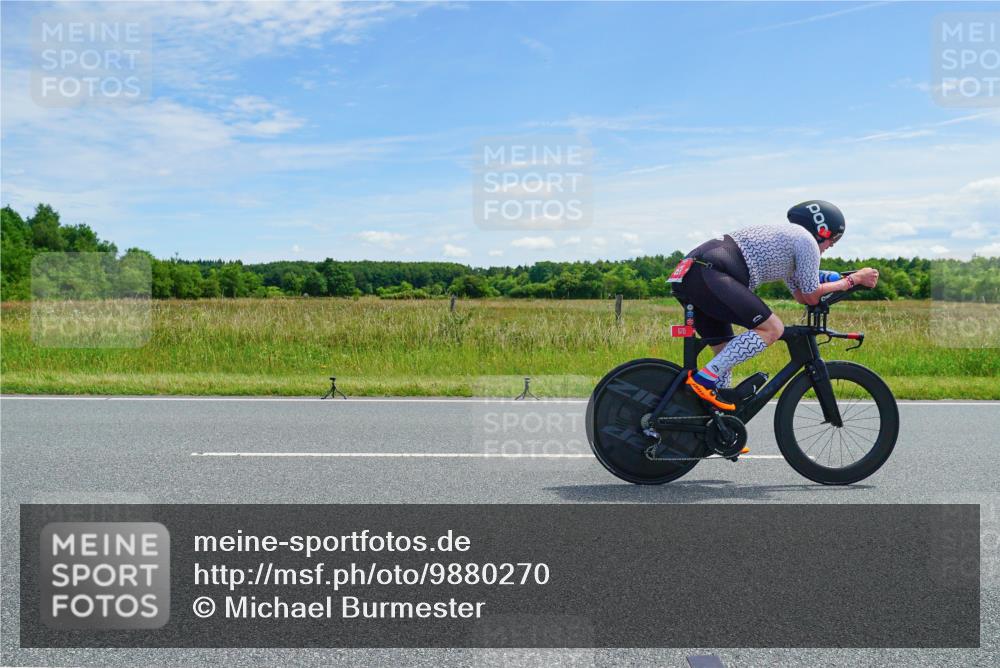 21.06.2026 - Viking Triathlon Michael Burmester http://msf.ph/oto/9880270 21.06.2026 12:43:34 Radfahren 41, 51, 86, 202, 223, 234, 243, 374, 388, 429, 509, 563, 602, 605, 645, 668, 670 meine-sportfotos.de
