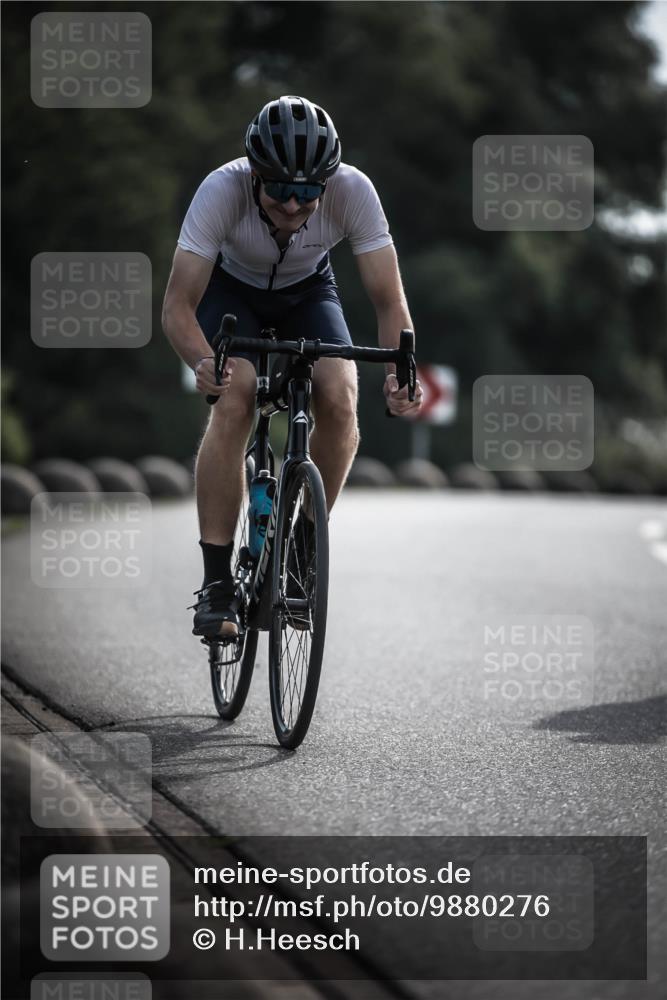21.06.2026 - 29. Vierlanden-Triathlon H.Heesch http://msf.ph/oto/9880276 21.06.2026 09:12:56 Radfahren 20, 129, 137, 216 meine-sportfotos.de