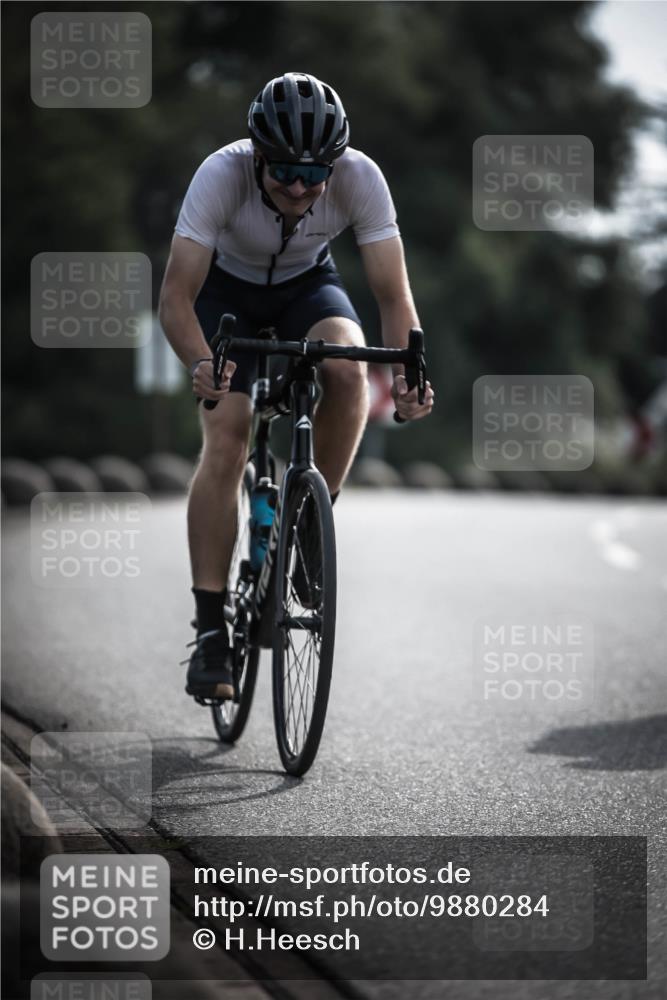 21.06.2026 - 29. Vierlanden-Triathlon H.Heesch http://msf.ph/oto/9880284 21.06.2026 09:12:56 Radfahren 20, 129, 137, 216 meine-sportfotos.de