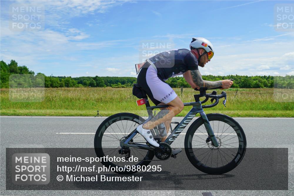 21.06.2026 - Viking Triathlon Michael Burmester http://msf.ph/oto/9880295 21.06.2026 12:43:38 Radfahren 41, 51, 86, 202, 234, 279, 374, 388, 429, 509, 563, 602, 605, 645, 668, 670 meine-sportfotos.de
