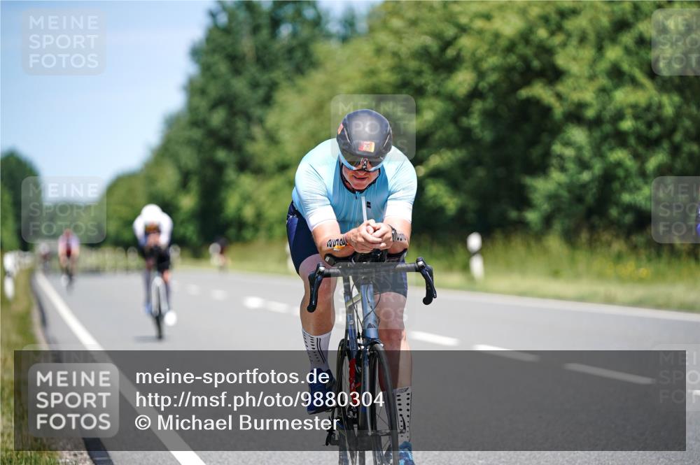 21.06.2026 - Viking Triathlon Michael Burmester http://msf.ph/oto/9880304 21.06.2026 13:19:50 Radfahren 75 meine-sportfotos.de