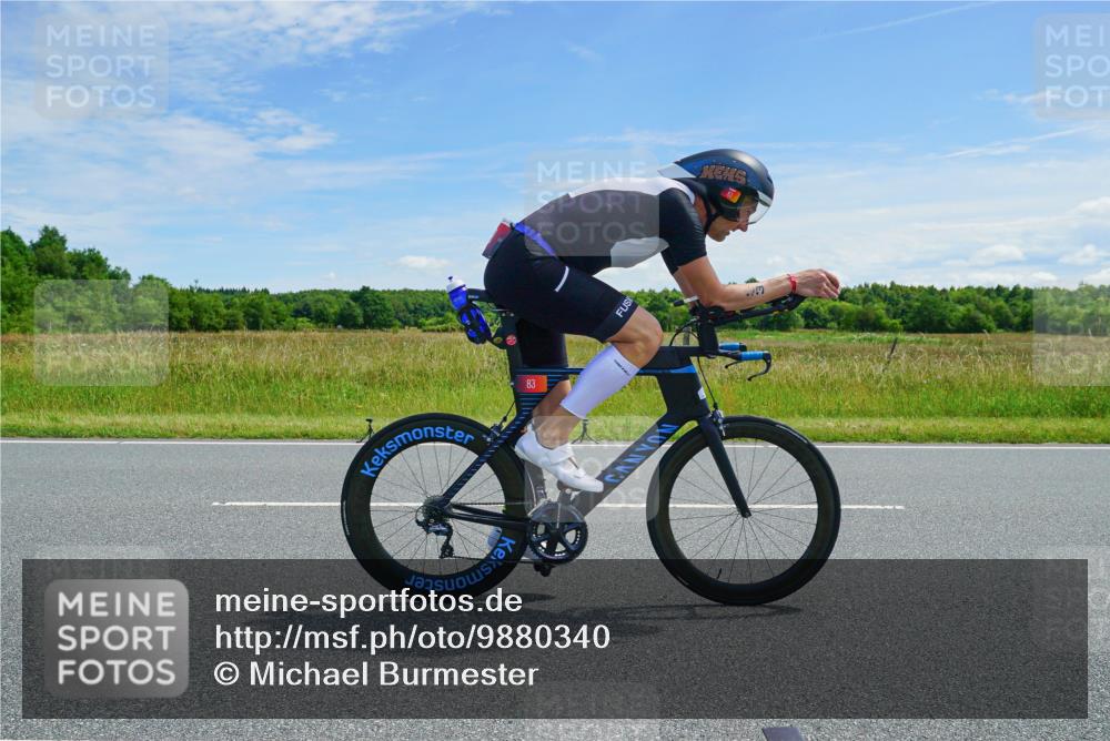 21.06.2026 - Viking Triathlon Michael Burmester http://msf.ph/oto/9880340 21.06.2026 12:43:58 Radfahren 30, 225, 225, 258, 279, 343, 372, 465, 508, 576 meine-sportfotos.de