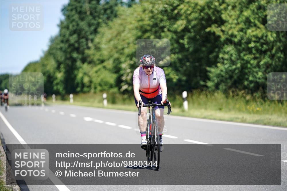 21.06.2026 - Viking Triathlon Michael Burmester http://msf.ph/oto/9880344 21.06.2026 13:19:59 Radfahren 75, 382 meine-sportfotos.de
