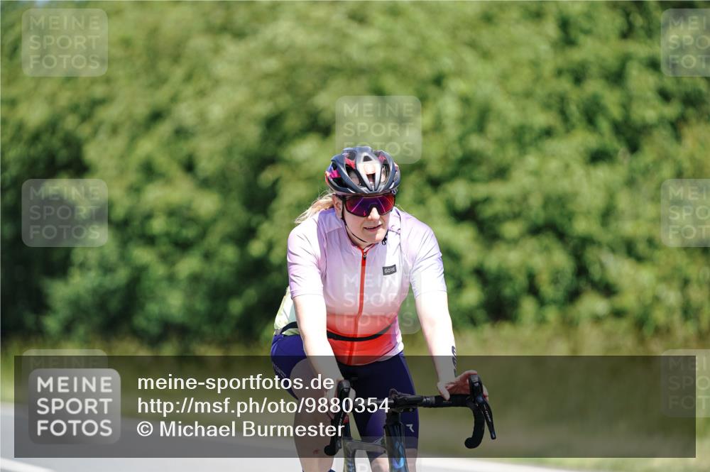 21.06.2026 - Viking Triathlon Michael Burmester http://msf.ph/oto/9880354 21.06.2026 13:20:01 Radfahren 75, 382 meine-sportfotos.de