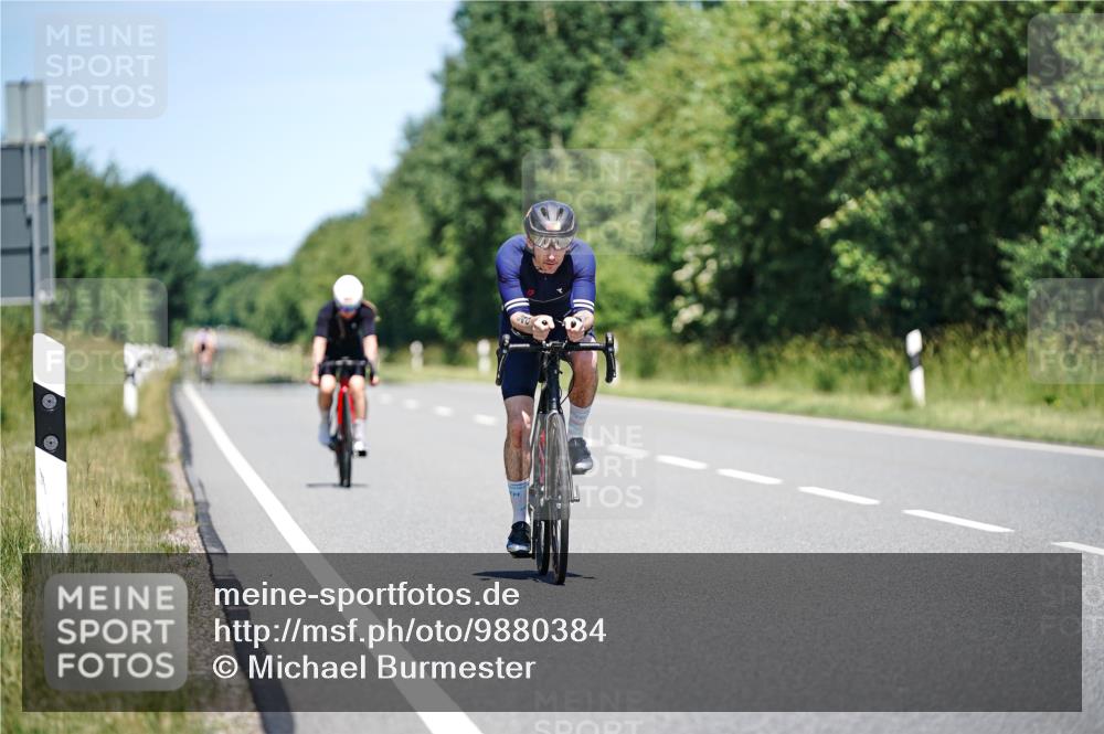 21.06.2026 - Viking Triathlon Michael Burmester http://msf.ph/oto/9880384 21.06.2026 13:20:17 Radfahren 196, 382 meine-sportfotos.de