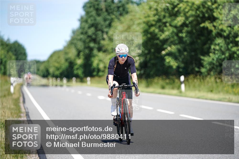 21.06.2026 - Viking Triathlon Michael Burmester http://msf.ph/oto/9880411 21.06.2026 13:20:20 Radfahren 196, 382, 617 meine-sportfotos.de
