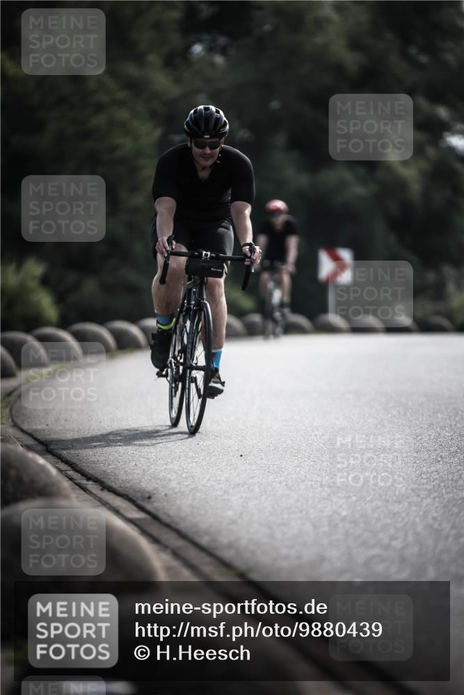 21.06.2026 - 29. Vierlanden-Triathlon H.Heesch http://msf.ph/oto/9880439 21.06.2026 09:13:13 Radfahren 19, 46, 54 meine-sportfotos.de