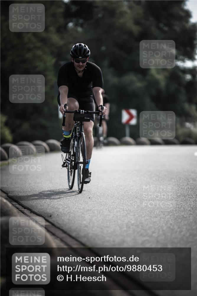 21.06.2026 - 29. Vierlanden-Triathlon H.Heesch http://msf.ph/oto/9880453 21.06.2026 09:13:13 Radfahren 19, 46, 54 meine-sportfotos.de