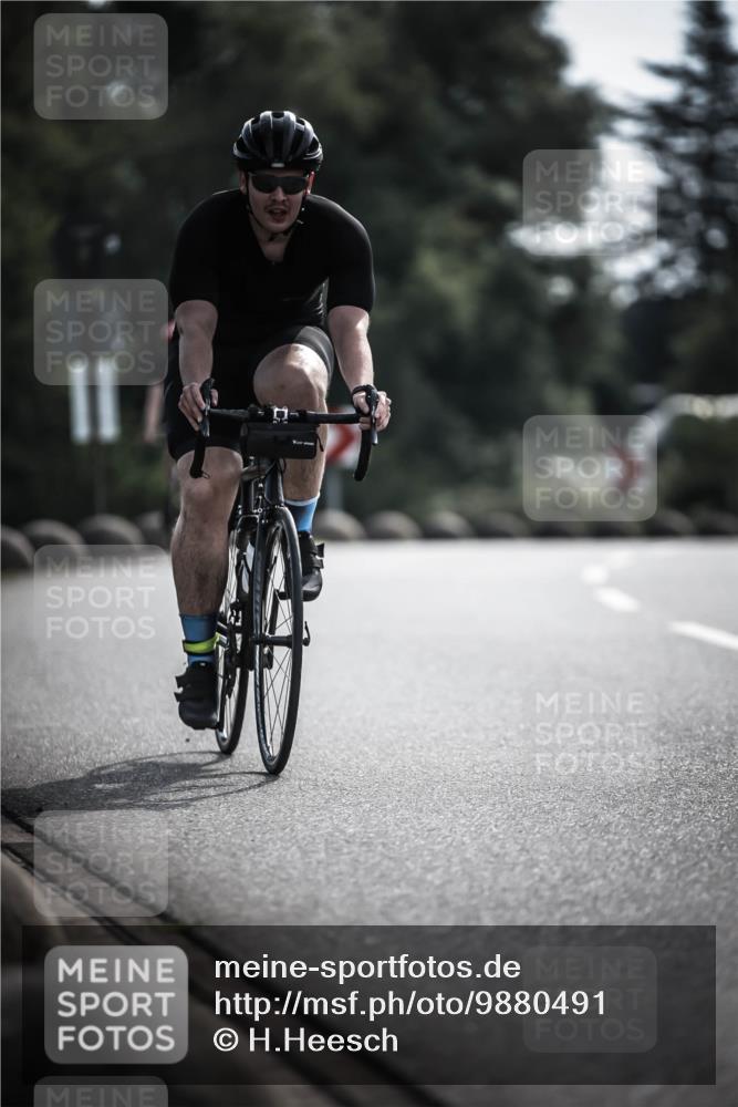 21.06.2026 - 29. Vierlanden-Triathlon H.Heesch http://msf.ph/oto/9880491 21.06.2026 09:13:14 Radfahren 19, 46, 54 meine-sportfotos.de