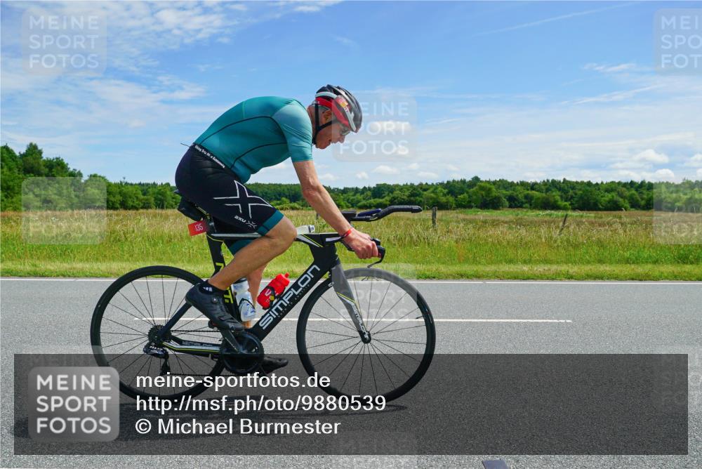 21.06.2026 - Viking Triathlon Michael Burmester http://msf.ph/oto/9880539 21.06.2026 12:45:41 Radfahren 54, 135, 205, 249, 254, 309, 309 meine-sportfotos.de