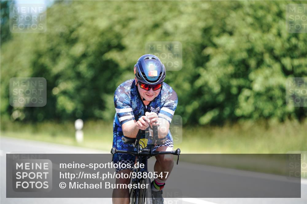 21.06.2026 - Viking Triathlon Michael Burmester http://msf.ph/oto/9880547 21.06.2026 13:22:54 Radfahren 495 meine-sportfotos.de
