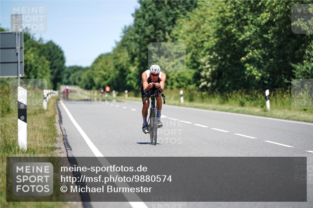 21.06.2026 - Viking Triathlon Michael Burmester http://msf.ph/oto/9880574 21.06.2026 13:23:12 Radfahren 289 meine-sportfotos.de