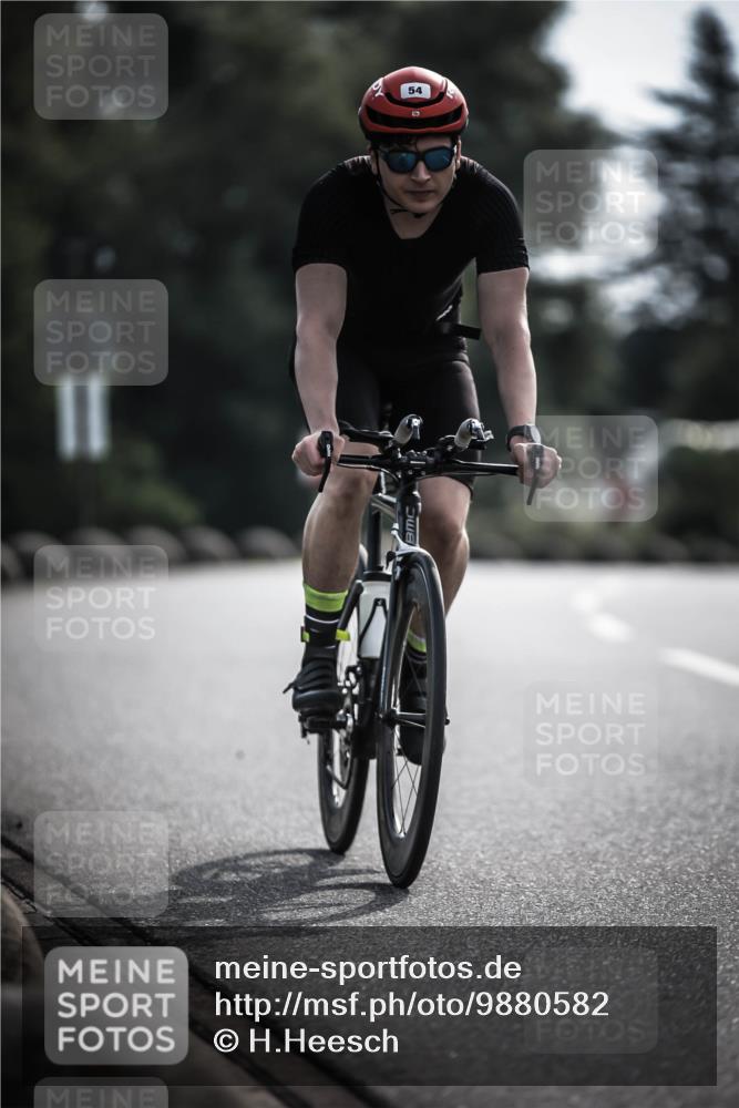 21.06.2026 - 29. Vierlanden-Triathlon H.Heesch http://msf.ph/oto/9880582 21.06.2026 09:13:18 Radfahren 19, 46, 54 meine-sportfotos.de