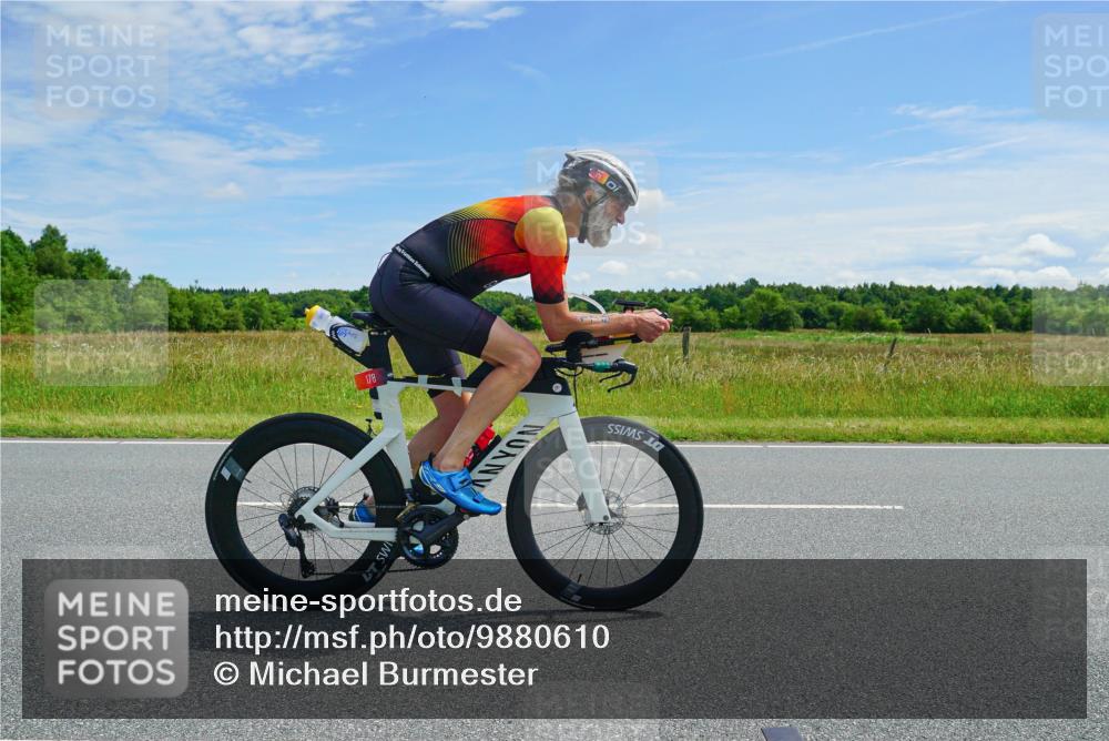 21.06.2026 - Viking Triathlon Michael Burmester http://msf.ph/oto/9880610 21.06.2026 12:46:34 Radfahren 16, 36, 105, 178, 251, 407, 439, 457, 457, 504, 546, 606, 629, 629, 634 meine-sportfotos.de