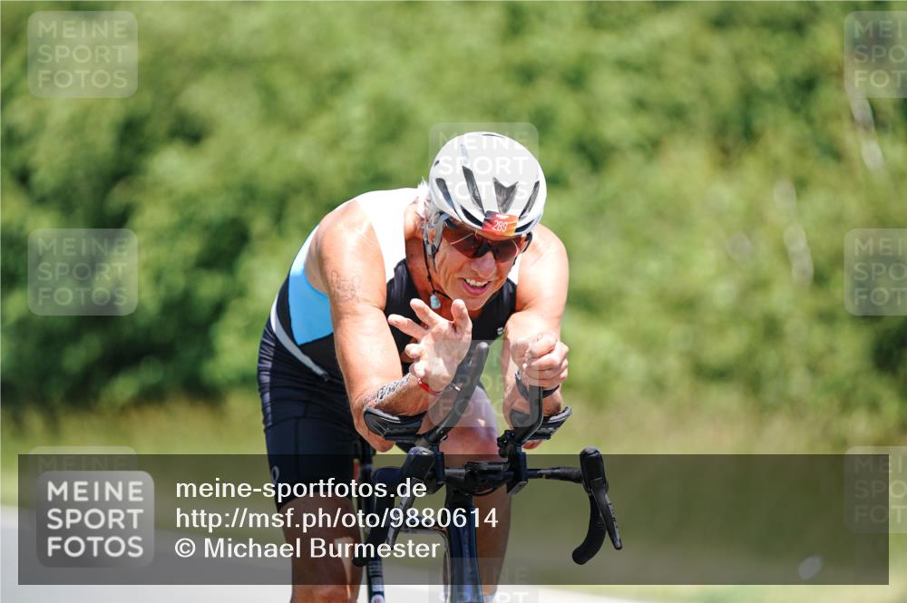 21.06.2026 - Viking Triathlon Michael Burmester http://msf.ph/oto/9880614 21.06.2026 13:23:14 Radfahren 289 meine-sportfotos.de