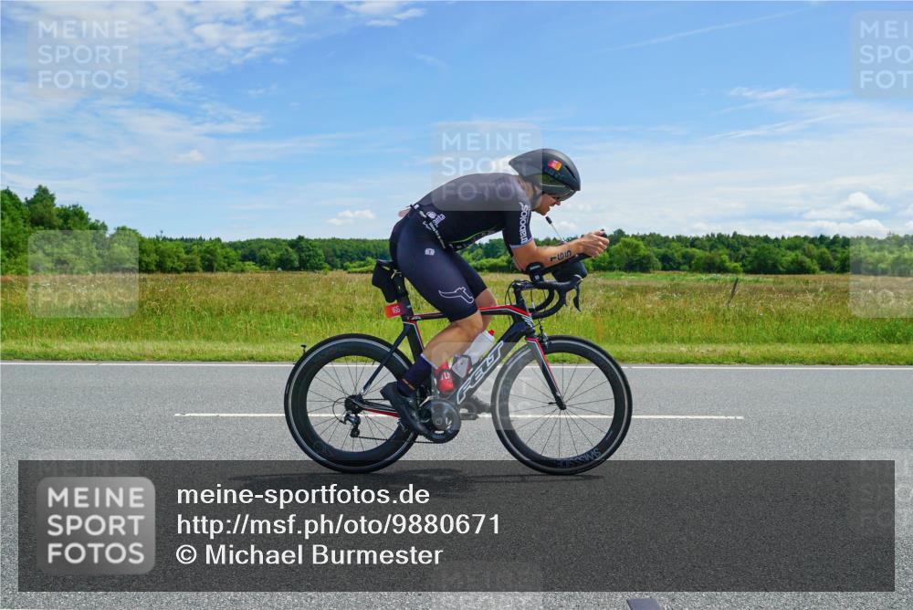 21.06.2026 - Viking Triathlon Michael Burmester http://msf.ph/oto/9880671 21.06.2026 12:46:50 Radfahren 16, 81, 165, 184, 364, 407, 457, 530, 629, 634 meine-sportfotos.de