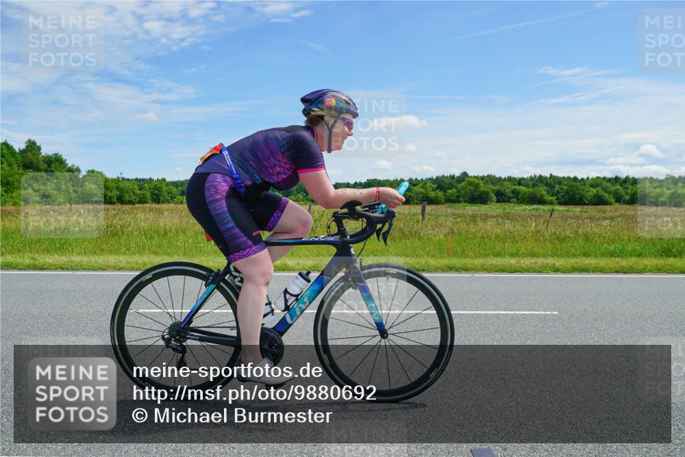 21.06.2026 - Viking Triathlon Michael Burmester http://msf.ph/oto/9880692 21.06.2026 12:47:18 Radfahren 179, 257, 366, 424, 473, 638 meine-sportfotos.de