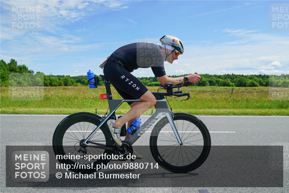 21.06.2026 - Viking Triathlon Michael Burmester http://msf.ph/oto/9880714 21.06.2026 12:47:49 Radfahren 58, 259, 276, 310, 322, 510, 510, 531, 531, 603, 608, 639 meine-sportfotos.de