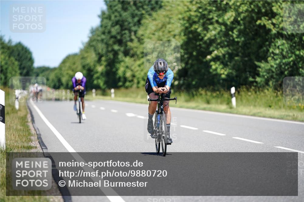 21.06.2026 - Viking Triathlon Michael Burmester http://msf.ph/oto/9880720 21.06.2026 13:24:27 Radfahren 282, 331, 335, 658 meine-sportfotos.de