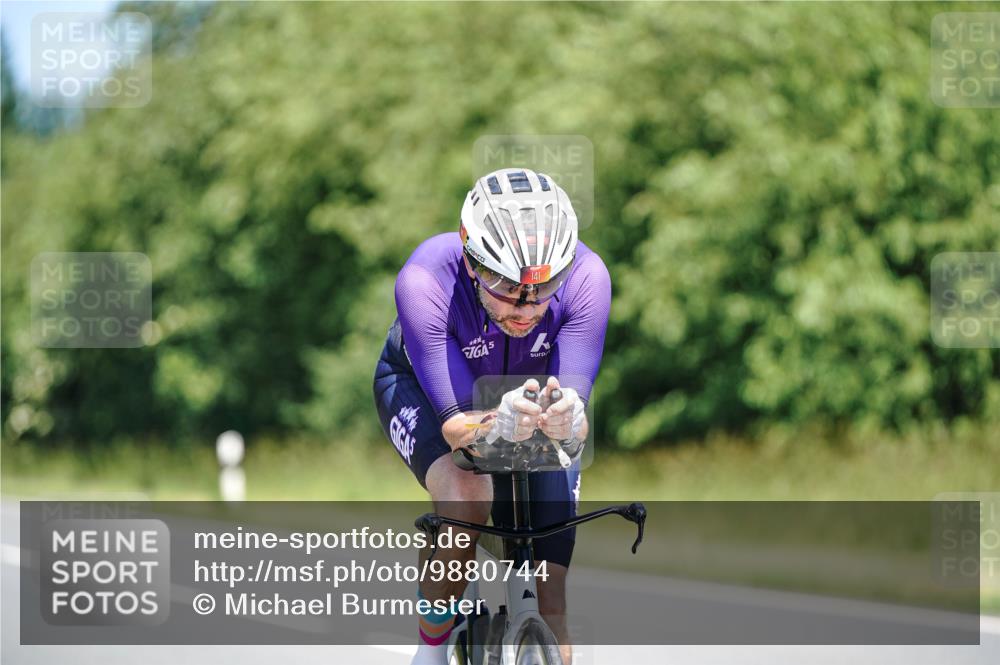 21.06.2026 - Viking Triathlon Michael Burmester http://msf.ph/oto/9880744 21.06.2026 13:24:32 Radfahren 335, 658 meine-sportfotos.de