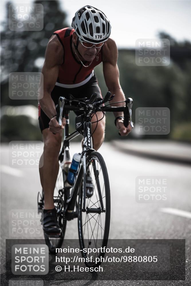 21.06.2026 - 29. Vierlanden-Triathlon H.Heesch http://msf.ph/oto/9880805 21.06.2026 09:13:58 Radfahren 8, 178, 193, 287 meine-sportfotos.de