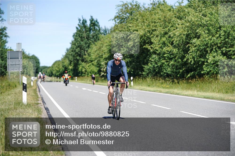 21.06.2026 - Viking Triathlon Michael Burmester http://msf.ph/oto/9880825 21.06.2026 13:24:53 Radfahren 314, 335 meine-sportfotos.de