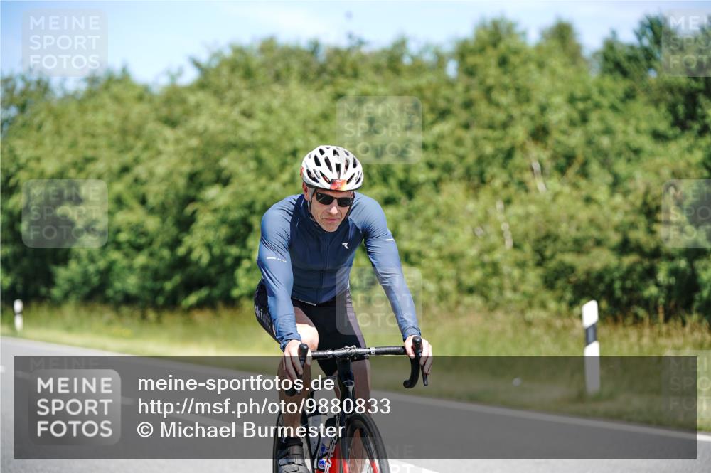 21.06.2026 - Viking Triathlon Michael Burmester http://msf.ph/oto/9880833 21.06.2026 13:24:55 Radfahren 314, 335 meine-sportfotos.de