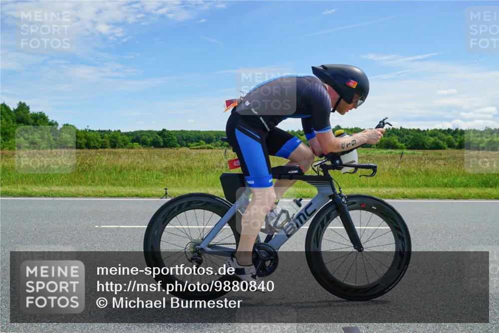 21.06.2026 - Viking Triathlon Michael Burmester http://msf.ph/oto/9880840 21.06.2026 12:49:34 Radfahren 155, 155, 163, 368 meine-sportfotos.de