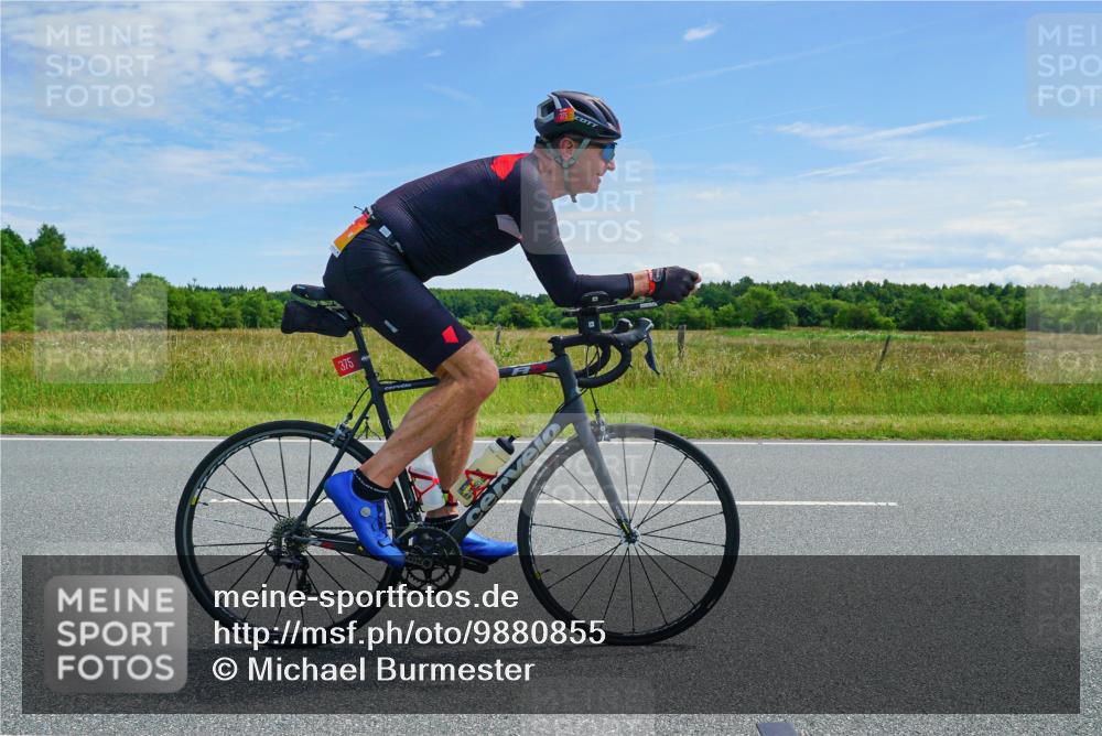 21.06.2026 - Viking Triathlon Michael Burmester http://msf.ph/oto/9880855 21.06.2026 12:50:22 Radfahren 66, 101, 375, 549, 661 meine-sportfotos.de