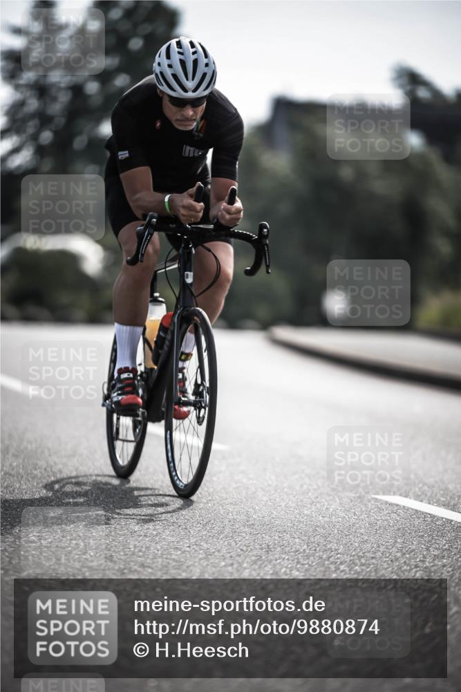 21.06.2026 - 29. Vierlanden-Triathlon H.Heesch http://msf.ph/oto/9880874 21.06.2026 09:14:06 Radfahren 193, 287 meine-sportfotos.de