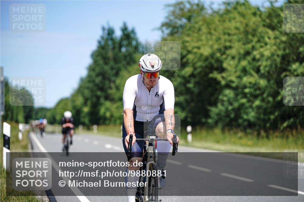 21.06.2026 - Viking Triathlon Michael Burmester http://msf.ph/oto/9880881 21.06.2026 13:25:08 Radfahren 247, 314, 646 meine-sportfotos.de