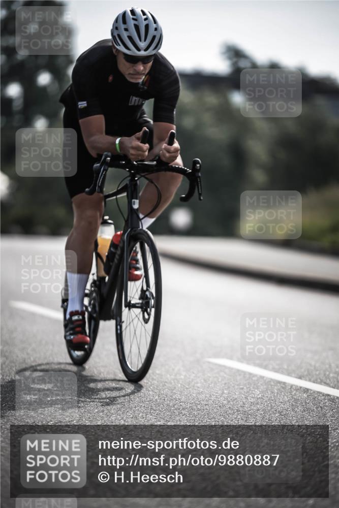 21.06.2026 - 29. Vierlanden-Triathlon H.Heesch http://msf.ph/oto/9880887 21.06.2026 09:14:06 Radfahren 193, 287 meine-sportfotos.de