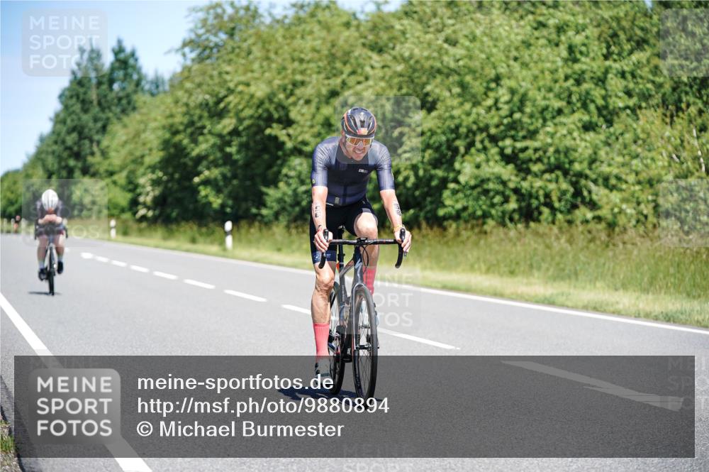 21.06.2026 - Viking Triathlon Michael Burmester http://msf.ph/oto/9880894 21.06.2026 13:25:10 Radfahren 247, 314, 646 meine-sportfotos.de