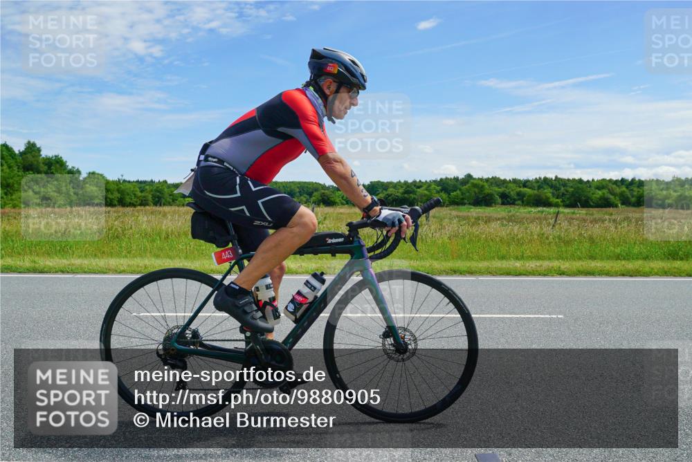 21.06.2026 - Viking Triathlon Michael Burmester http://msf.ph/oto/9880905 21.06.2026 12:50:59 Radfahren 326, 556 meine-sportfotos.de