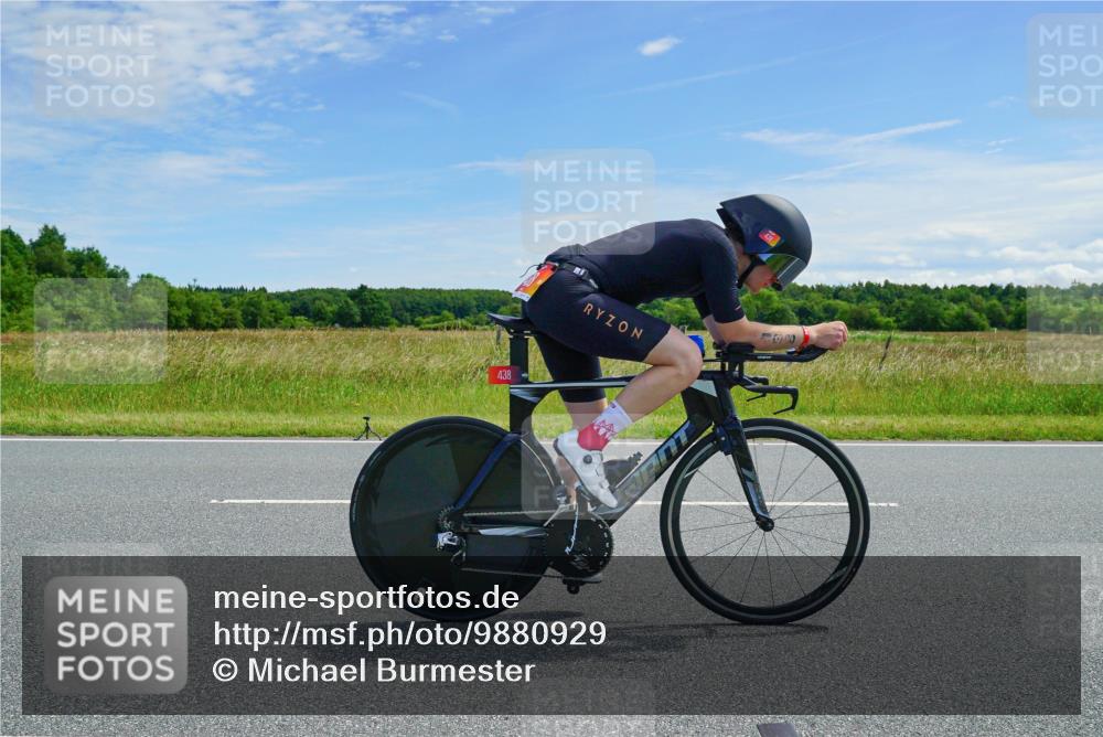 21.06.2026 - Viking Triathlon Michael Burmester http://msf.ph/oto/9880929 21.06.2026 12:51:47 Radfahren 196, 365, 617 meine-sportfotos.de
