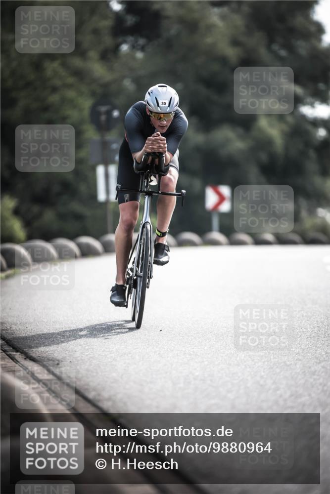 21.06.2026 - 29. Vierlanden-Triathlon H.Heesch http://msf.ph/oto/9880964 21.06.2026 09:14:20 Radfahren 30, 60, 210 meine-sportfotos.de