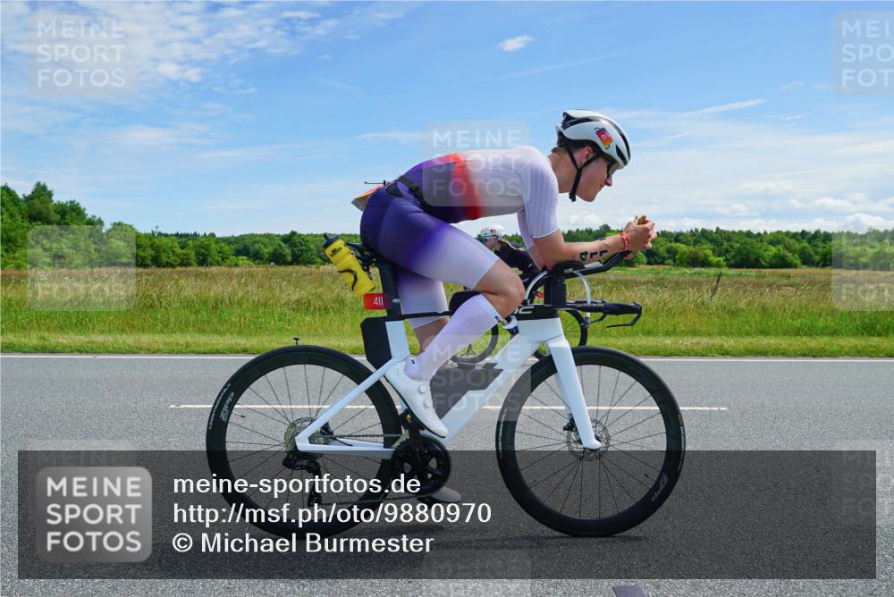21.06.2026 - Viking Triathlon Michael Burmester http://msf.ph/oto/9880970 21.06.2026 12:52:32 Radfahren 63, 64, 75, 87, 89, 95, 118, 162, 198, 252, 411, 459, 460, 464, 490, 522, 552, 619 meine-sportfotos.de