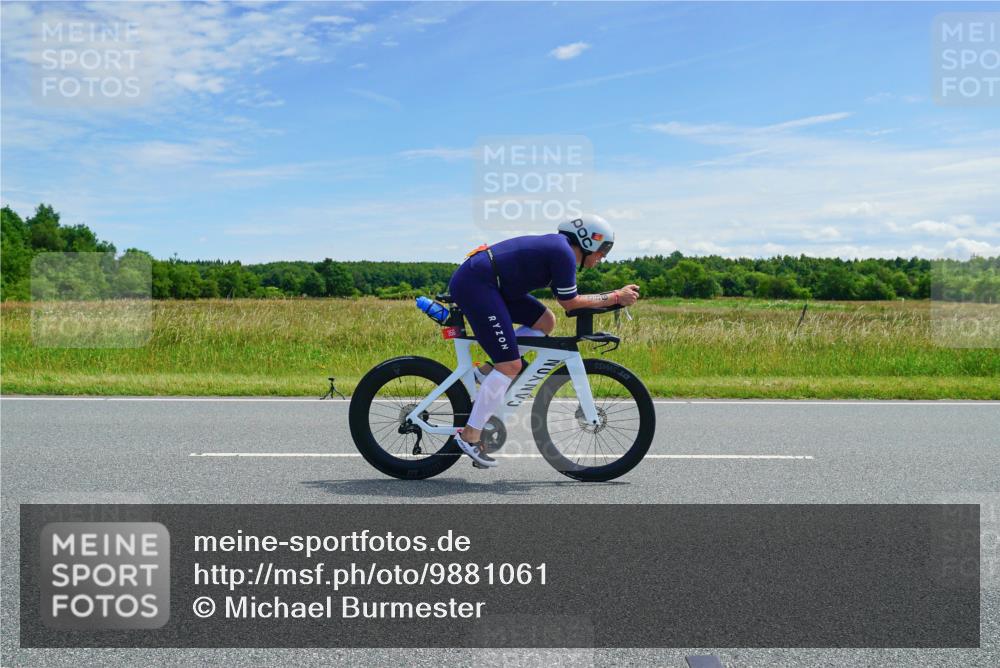 21.06.2026 - Viking Triathlon Michael Burmester http://msf.ph/oto/9881061 21.06.2026 12:52:49 Radfahren 269, 275, 302, 460, 484, 490 meine-sportfotos.de