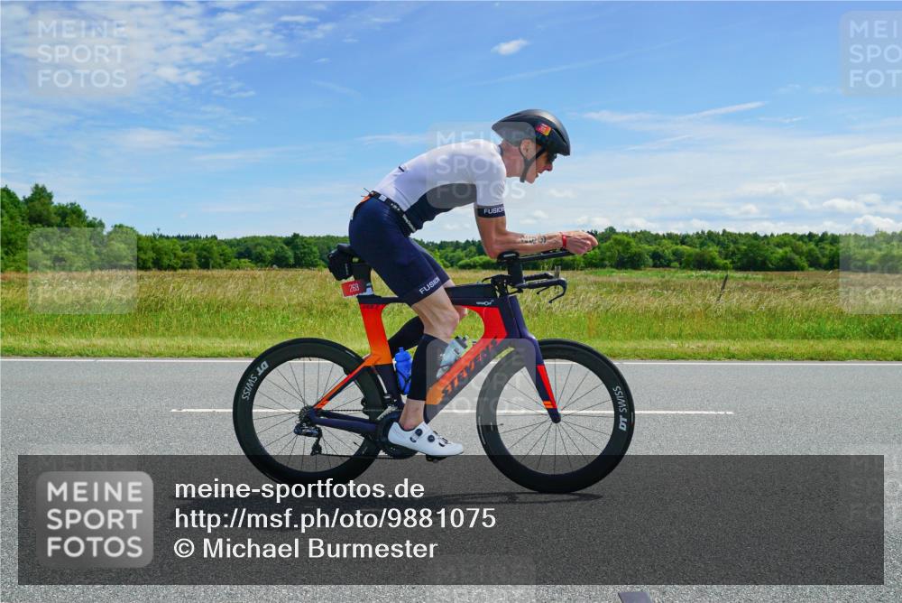 21.06.2026 - Viking Triathlon Michael Burmester http://msf.ph/oto/9881075 21.06.2026 12:52:58 Radfahren 24, 84, 224, 269, 275, 302, 382, 484 meine-sportfotos.de