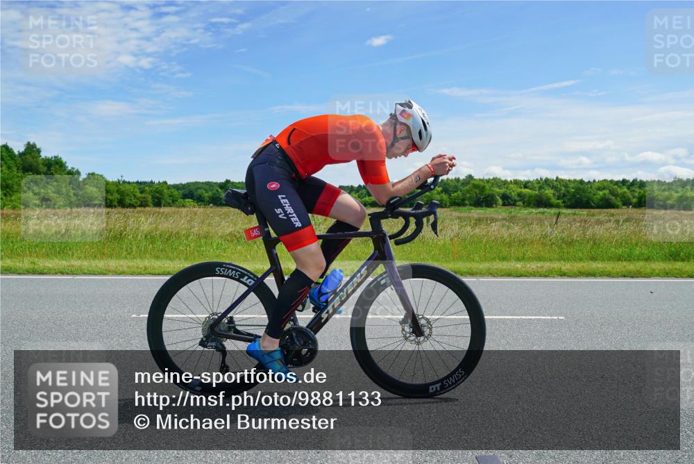 21.06.2026 - Viking Triathlon Michael Burmester http://msf.ph/oto/9881133 21.06.2026 12:53:46 Radfahren 237, 431, 545, 652 meine-sportfotos.de