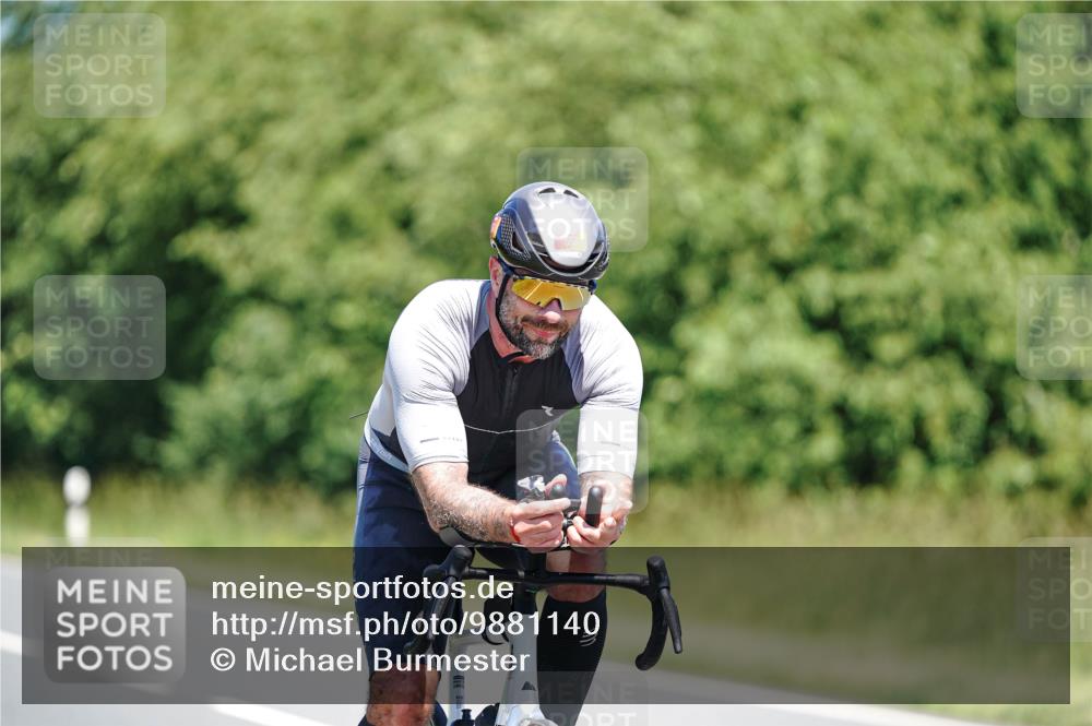 21.06.2026 - Viking Triathlon Michael Burmester http://msf.ph/oto/9881140 21.06.2026 13:26:38 Radfahren 557 meine-sportfotos.de