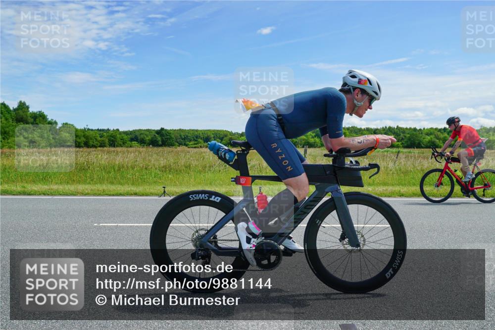 21.06.2026 - Viking Triathlon Michael Burmester http://msf.ph/oto/9881144 21.06.2026 12:54:08 Radfahren 107, 154, 286, 296, 314, 376, 414, 560, 574 meine-sportfotos.de