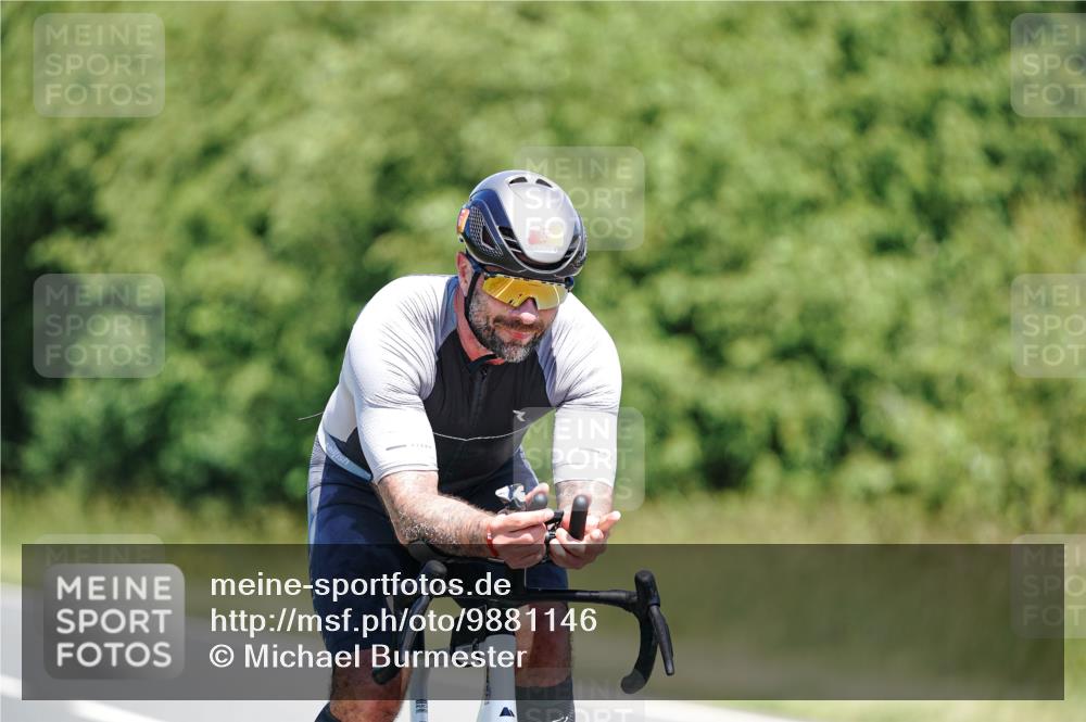 21.06.2026 - Viking Triathlon Michael Burmester http://msf.ph/oto/9881146 21.06.2026 13:26:38 Radfahren 557 meine-sportfotos.de
